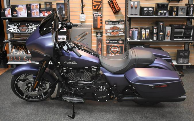 FLHX 2025 Street Glide™