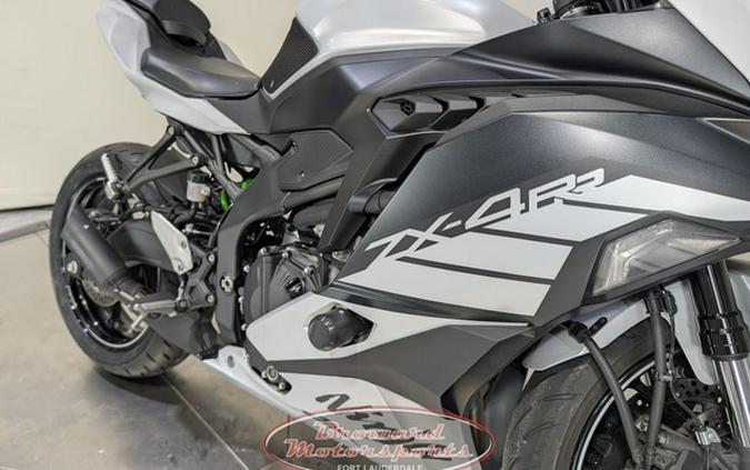 2025 Kawasaki NINJA ZX-4RR ABS