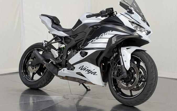 2025 Kawasaki NINJA ZX-4RR ABS