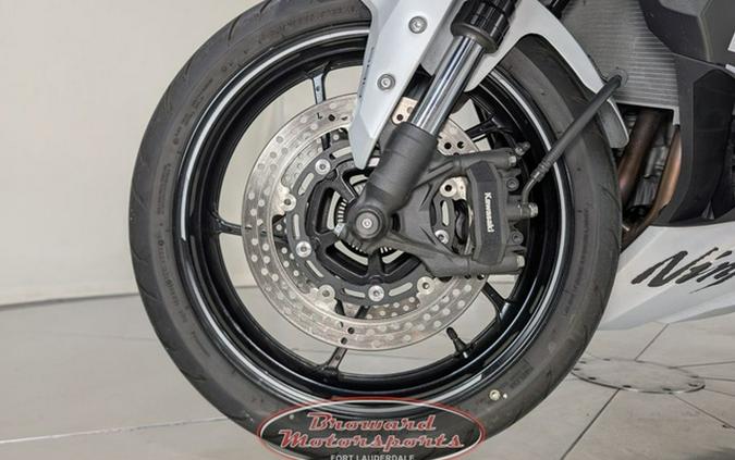 2025 Kawasaki NINJA ZX-4RR ABS