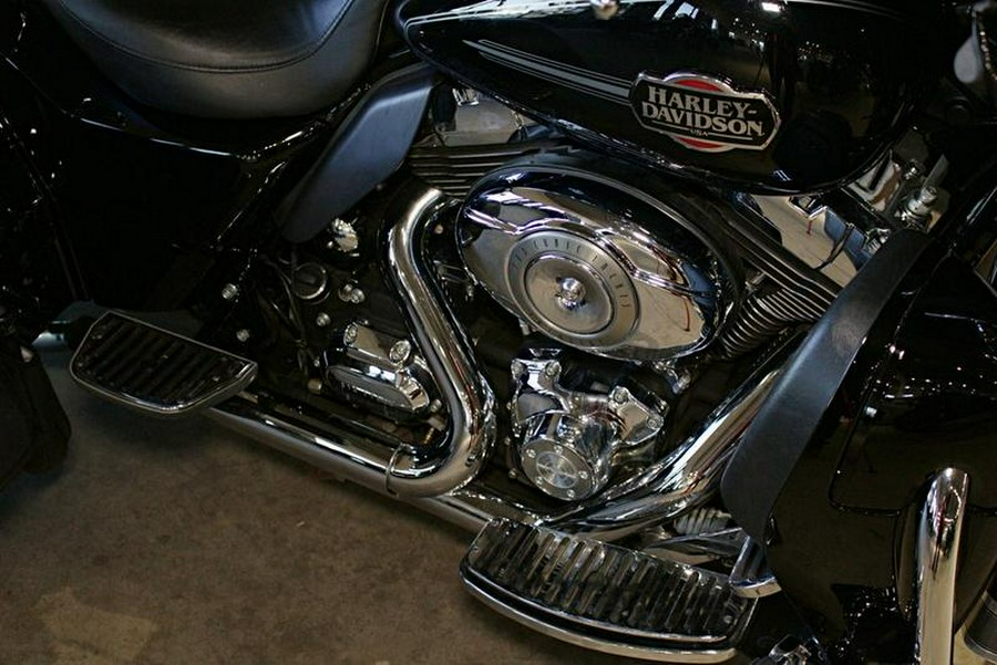 2012 Harley-Davidson® FLHTCUTG - Tri Glide® Ultra Classic®
