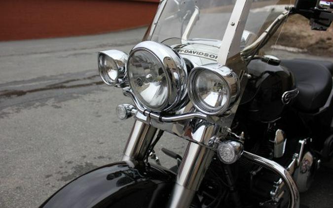 2017 Harley-Davidson Freewheeler