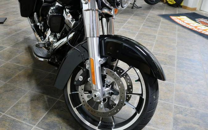 2022 Harley-Davidson® FLHX - Street Glide®