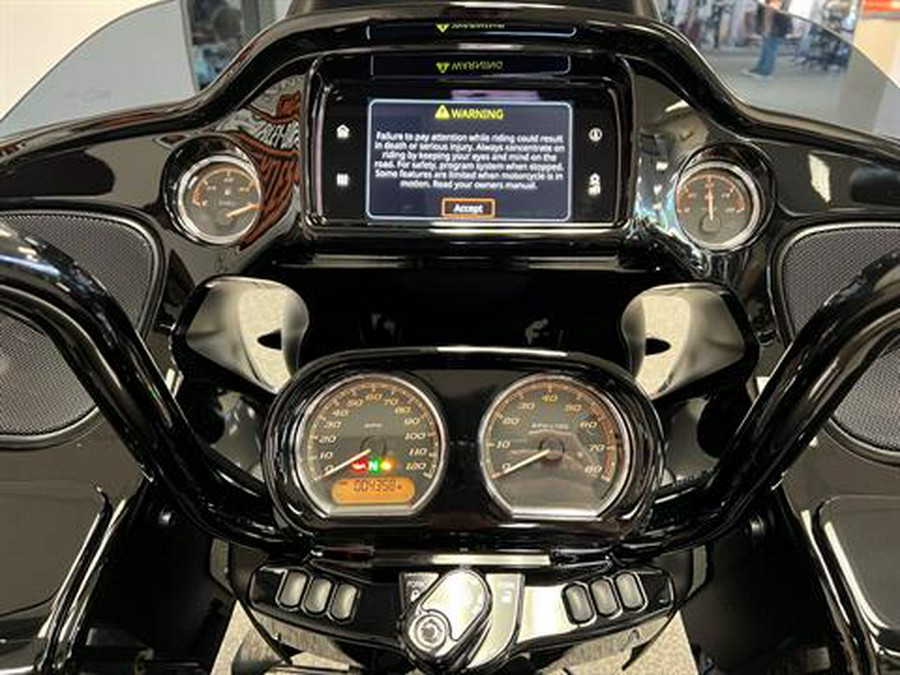 2023 Harley-Davidson Road Glide® 3