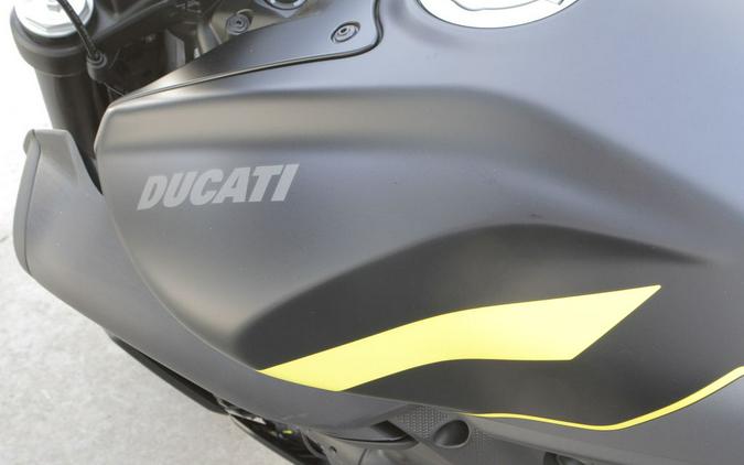 2026 Ducati Diavel V4