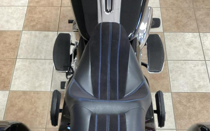 2023 Harley-Davidson® Road Glide® 3 Vivid Black