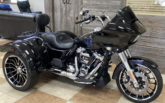 2023 Harley-Davidson® Road Glide® 3 Vivid Black