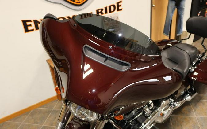 2022 Harley-Davidson® FLHX - Street Glide®