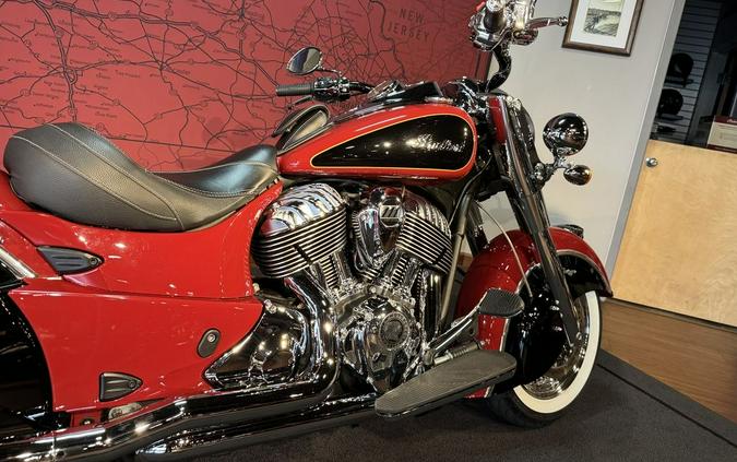 2015 Indian Motorcycle® Chief® Vintage Indian Red / Thunder Black