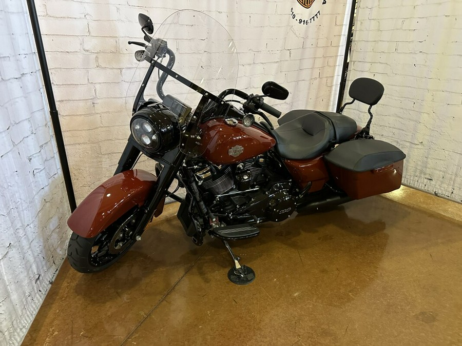 2024 Harley-Davidson Road King Special FLHRXS Red Rock