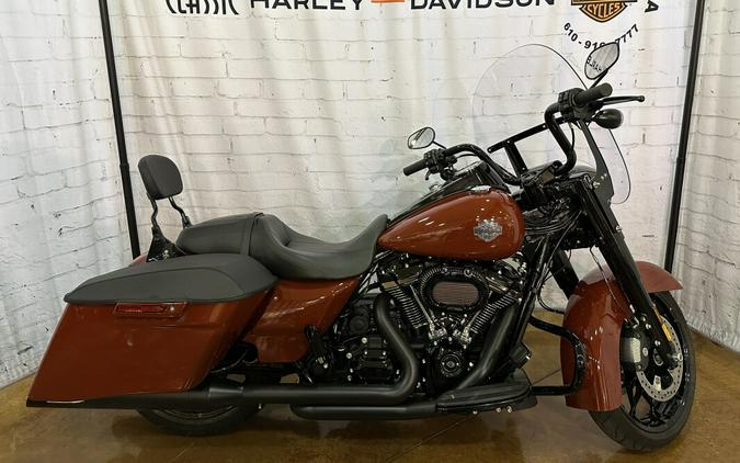 2024 Harley-Davidson Road King Special FLHRXS Red Rock