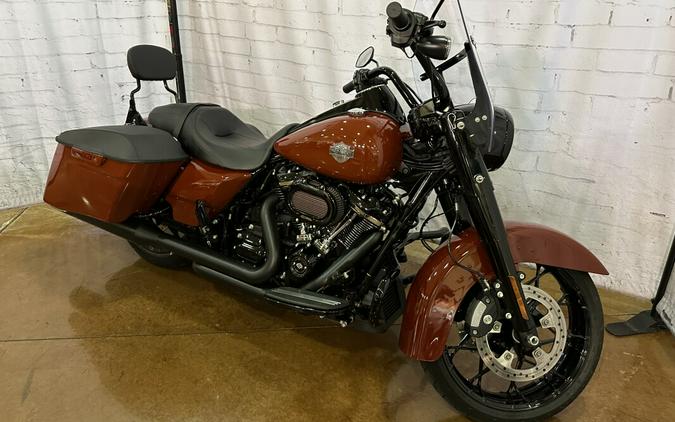 2024 Harley-Davidson Road King Special FLHRXS Red Rock