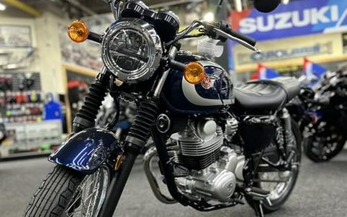 2025 Kawasaki W230 ABS
