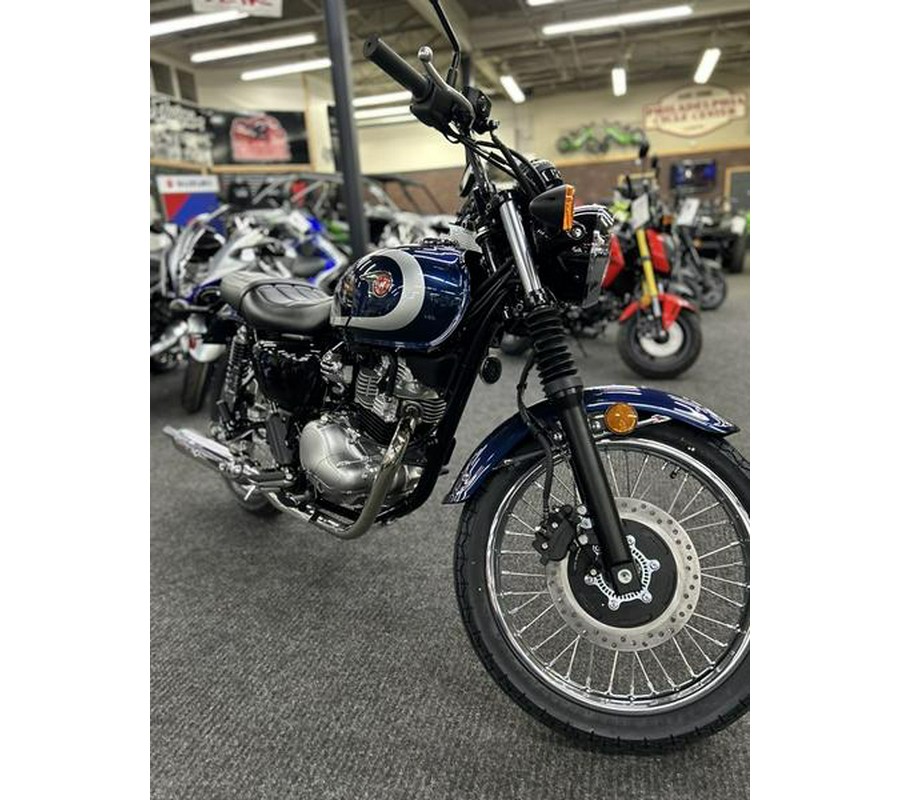 2025 Kawasaki W230 ABS