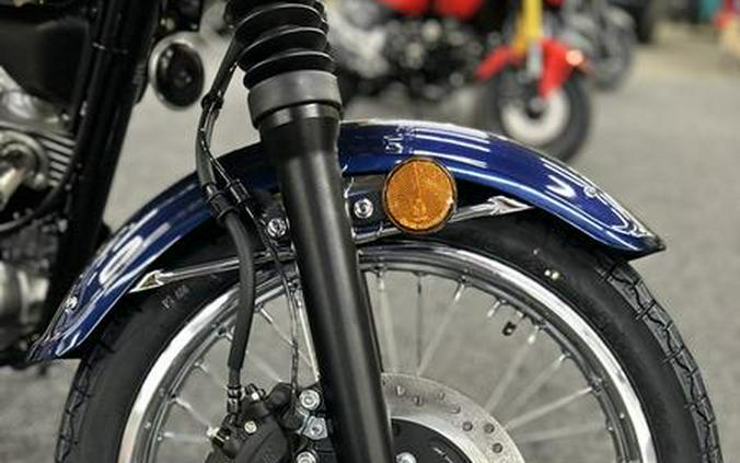 2025 Kawasaki W230 ABS