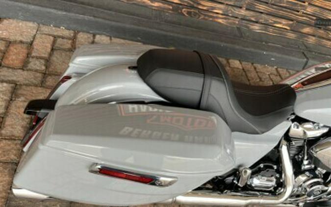2025 Harley Davidson Street Glide FLHX