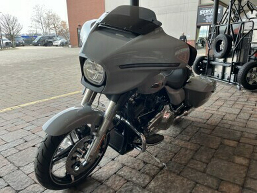 2025 Harley Davidson Street Glide FLHX