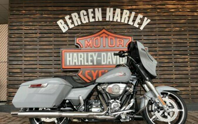 2025 Harley Davidson Street Glide FLHX
