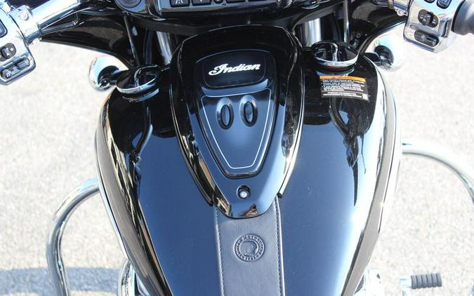 2023 Indian Motorcycle® Chieftain® Limited Black Metallic