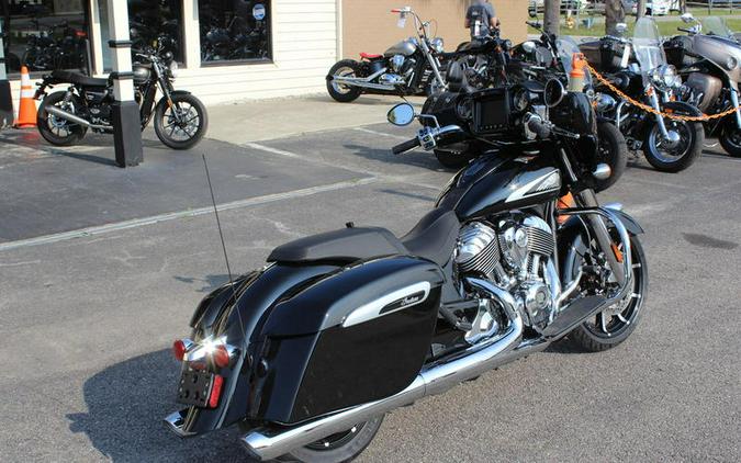 2023 Indian Motorcycle® Chieftain® Limited Black Metallic