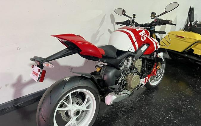 2025 Ducati Streetfighter V4 Supreme