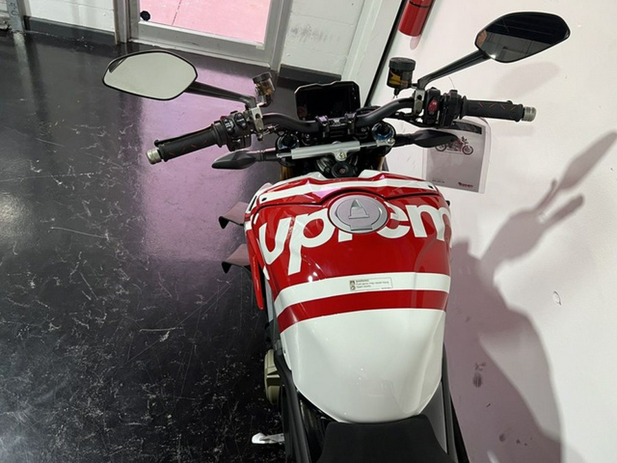 2025 Ducati Streetfighter V4 Supreme