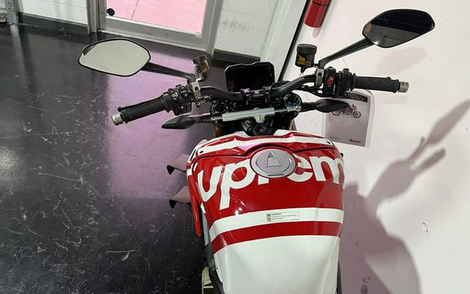 2025 Ducati Streetfighter V4 Supreme