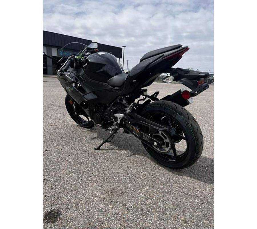 2024 Kawasaki Ninja® 500