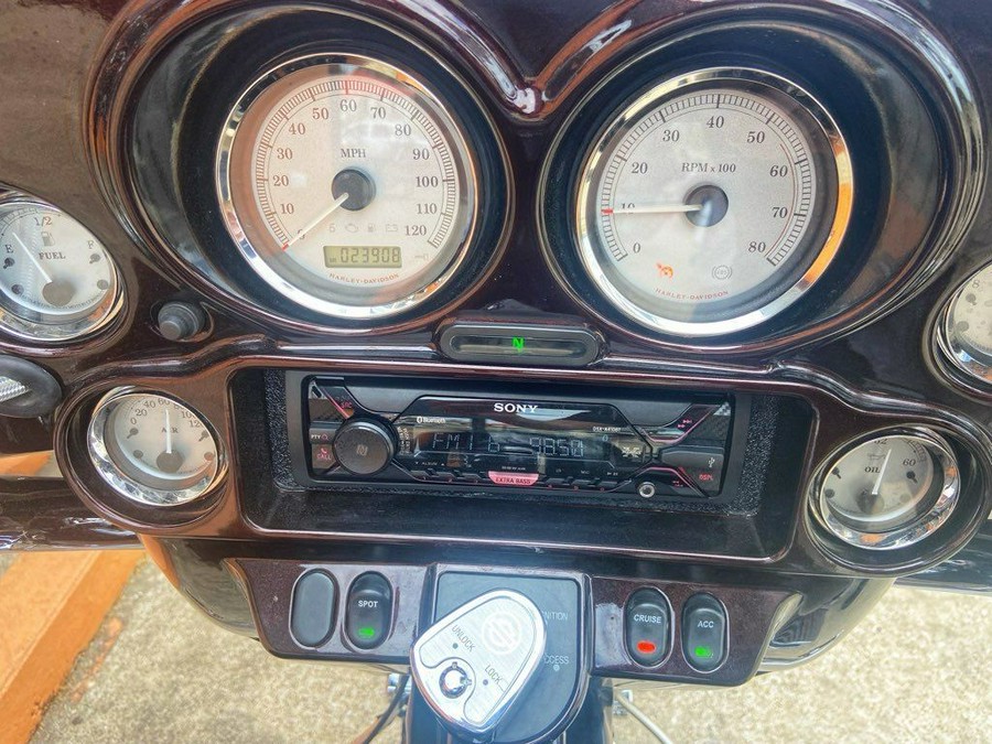 2011 Harley-Davidson® FLHX103 - Street Glide® PowerPak