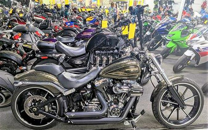 2016 Harley-Davidson Breakout®