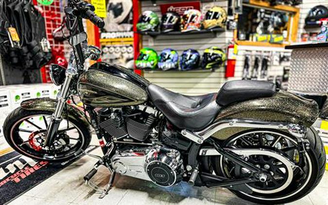 2016 Harley-Davidson Breakout®