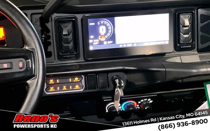 2026 Can-Am Defender MAX XT CAB HD11