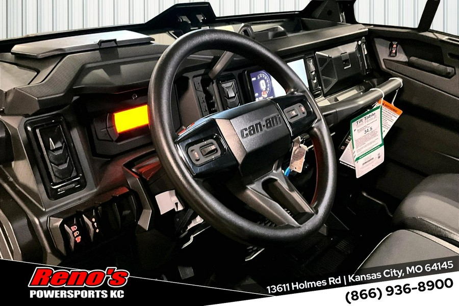 2026 Can-Am Defender MAX XT CAB HD11