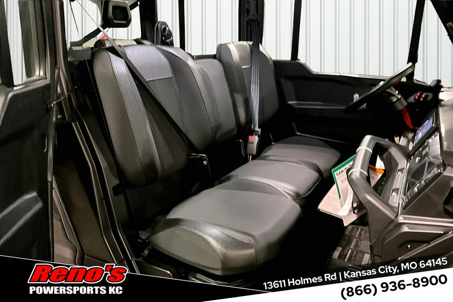 2026 Can-Am Defender MAX XT CAB HD11