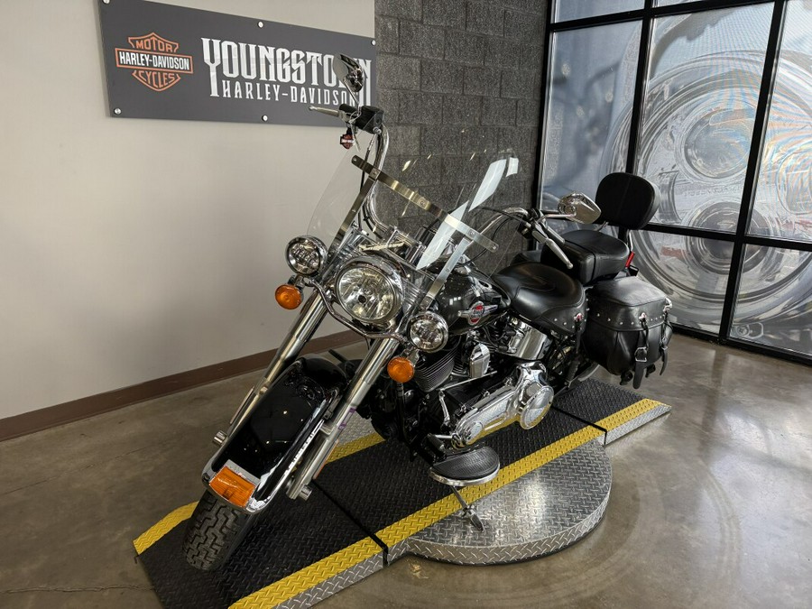 2017 Harley-Davidson® Heritage Softail® Classic FLSTC