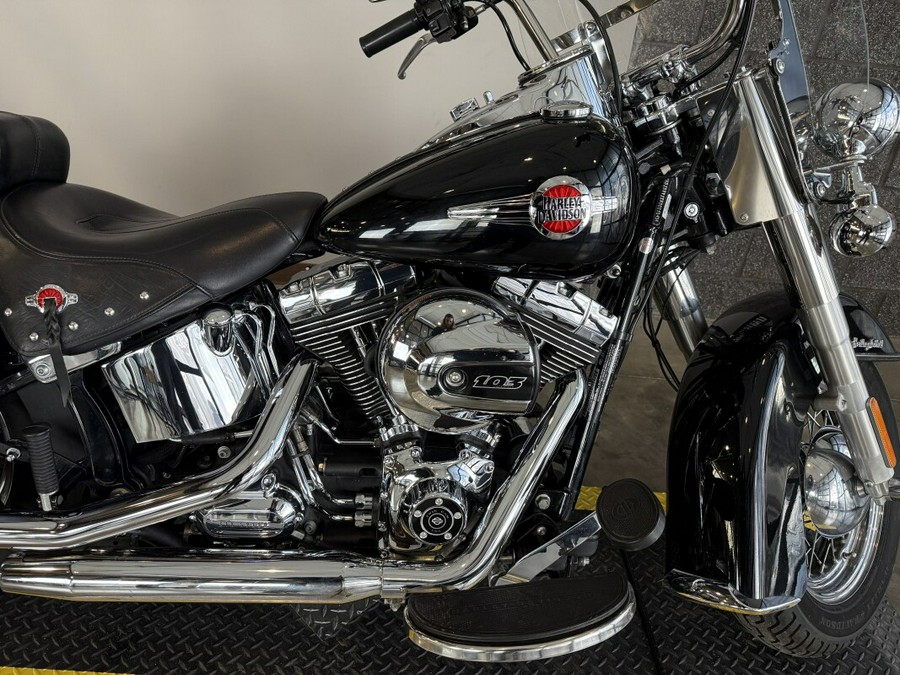 2017 Harley-Davidson® Heritage Softail® Classic FLSTC