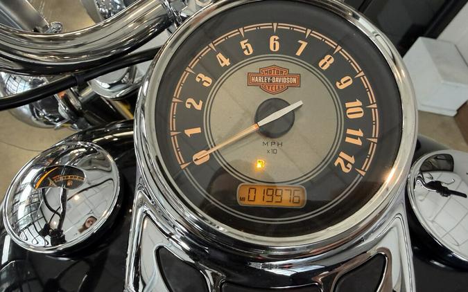 2017 Harley-Davidson® Heritage Softail® Classic FLSTC