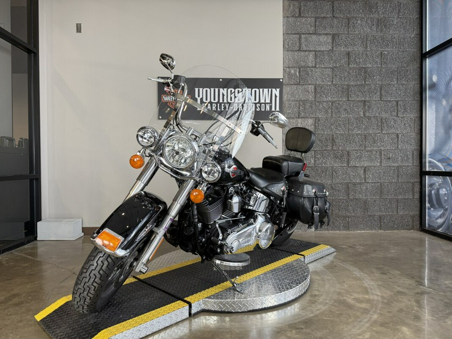 2017 Harley-Davidson® Heritage Softail® Classic FLSTC