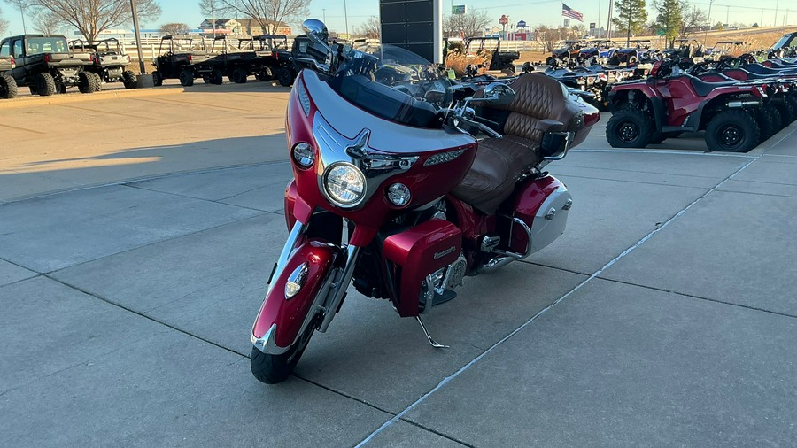 2019 Indian Motorcycle Indian® Roadmaster® - Two-Tone Option