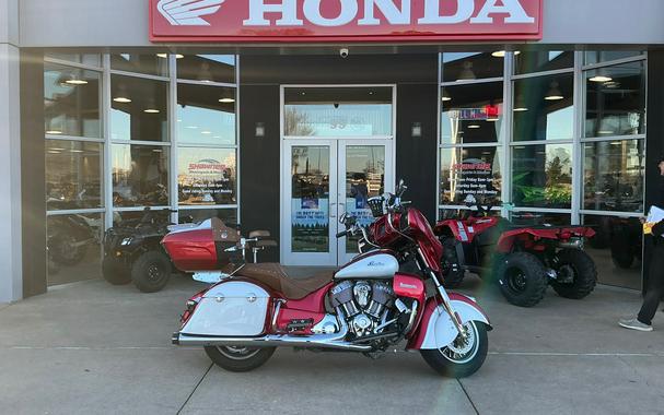 2019 Indian Motorcycle Indian® Roadmaster® - Two-Tone Option