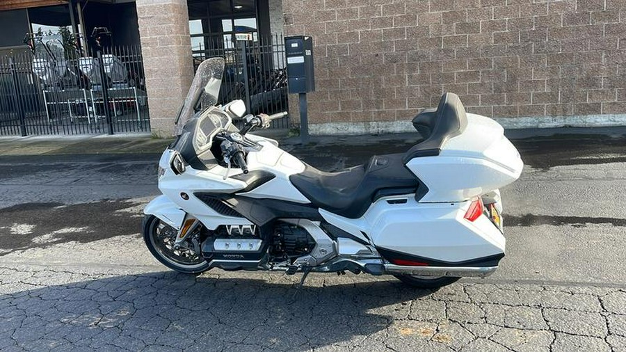2018 Honda® Gold Wing Tour Automatic DCT Pearl White