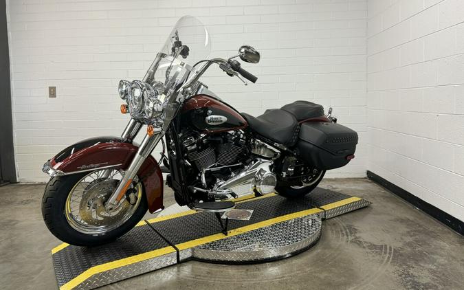 2024 Harley-Davidson Heritage Classic RED ROCK/BLACK W/ PINSTRIPE