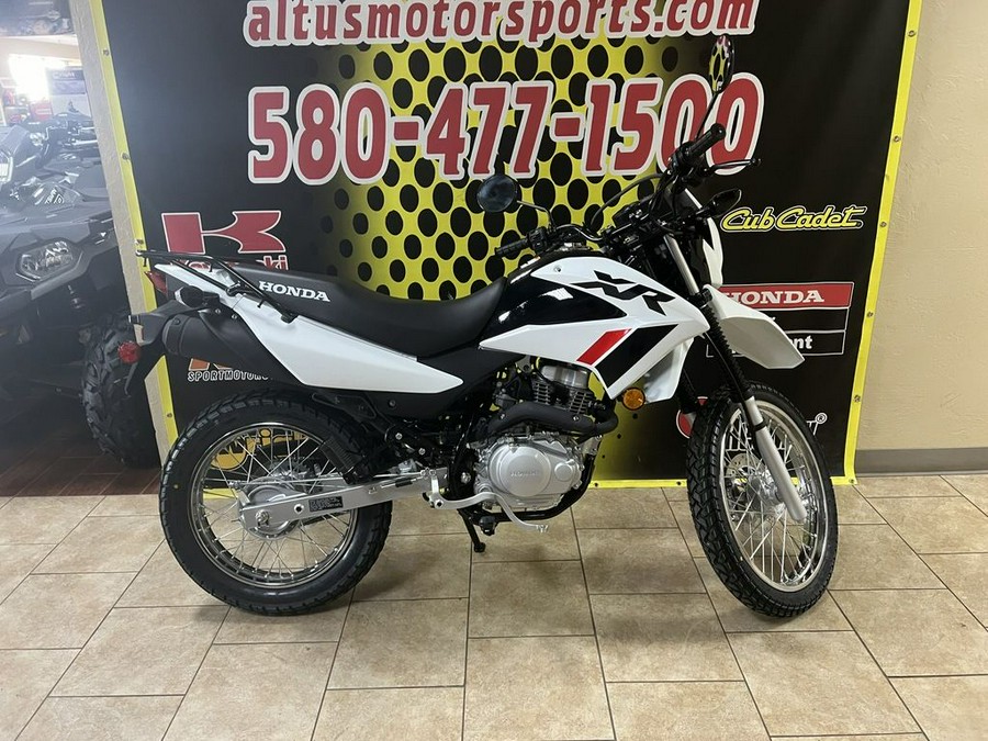 2023 Honda® XR150L