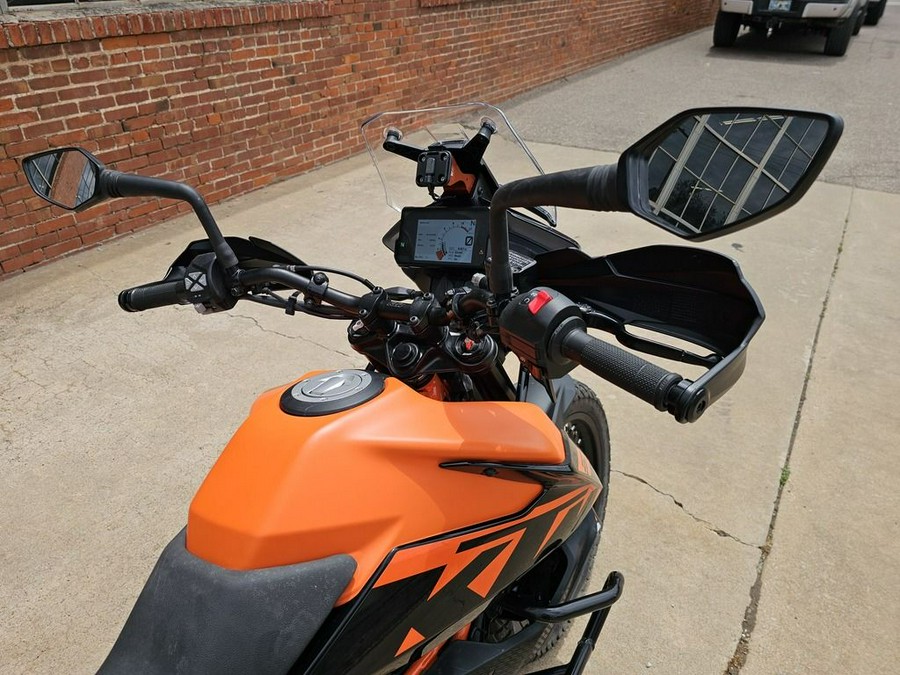 2023 KTM Adventure 390