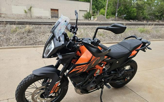 2023 KTM Adventure 390