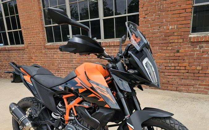 2023 KTM Adventure 390