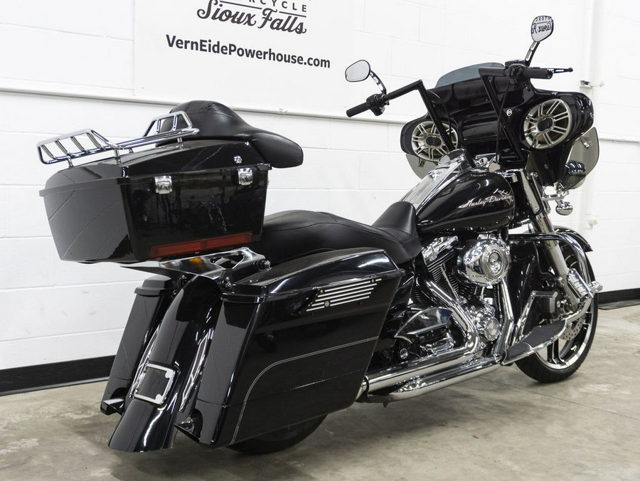 2010 Harley-Davidson® FLHR - Road King®