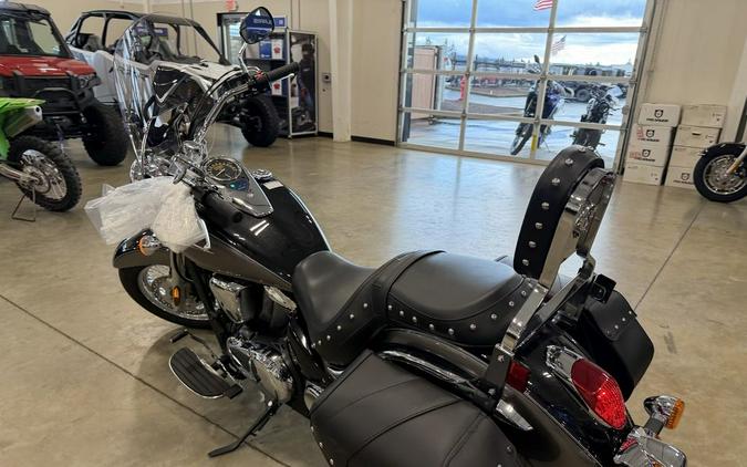 2026 Kawasaki Vulcan® 900 Classic LT