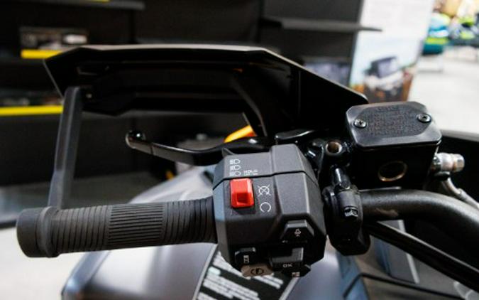 2026 Can-Am Outlander XT-P 1000R Smart-Shox with 10.25 in. touchscreen display