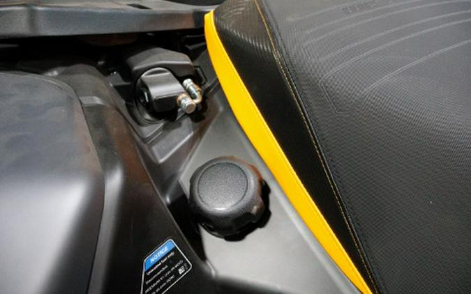2026 Can-Am Outlander XT-P 1000R Smart-Shox with 10.25 in. touchscreen display